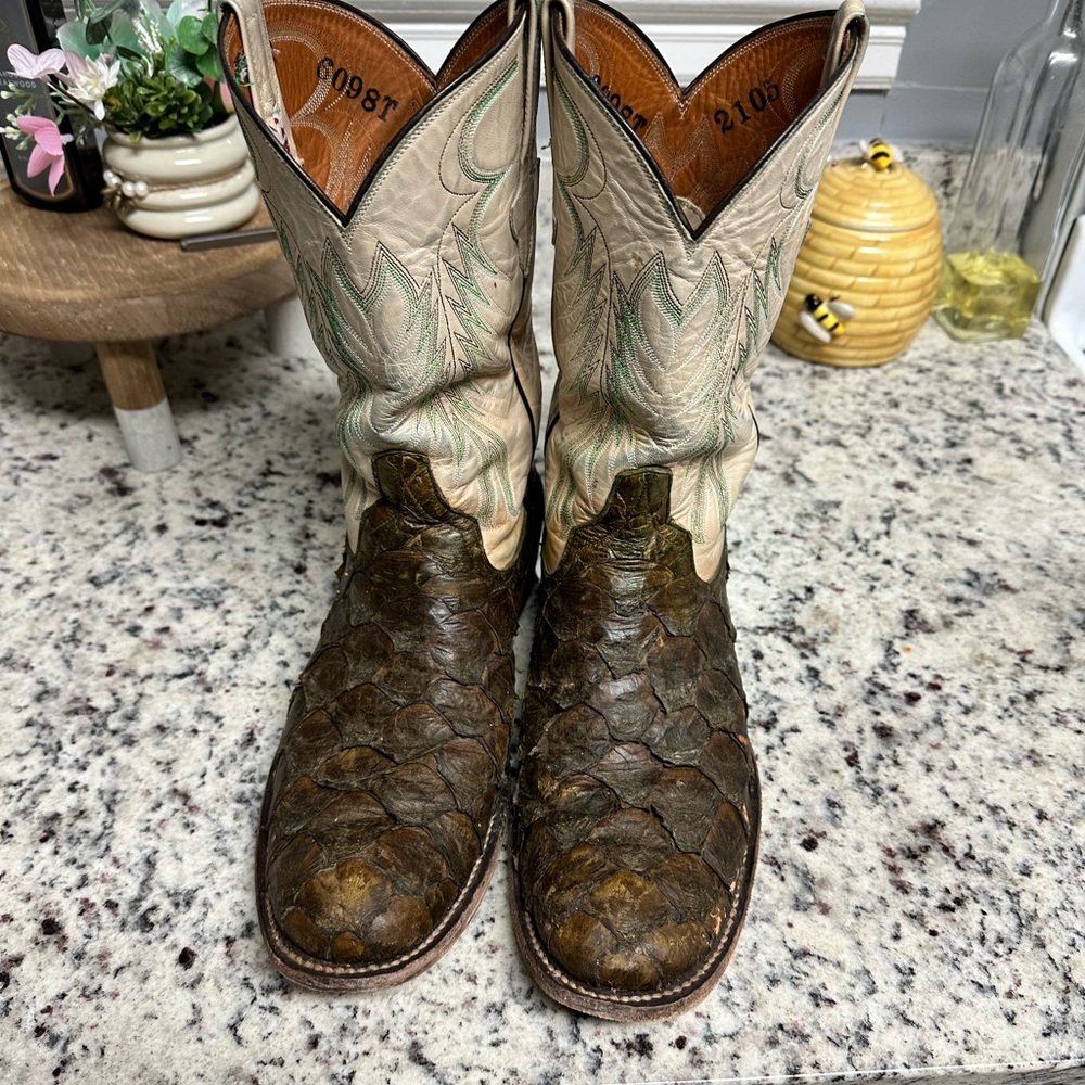 Rios of Mercedes natural arapaima boots
